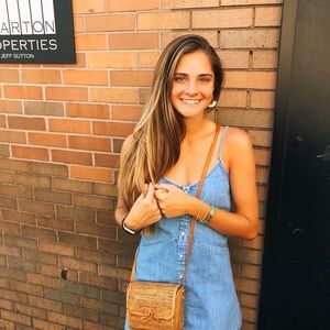 Meet your Posher, Sloane